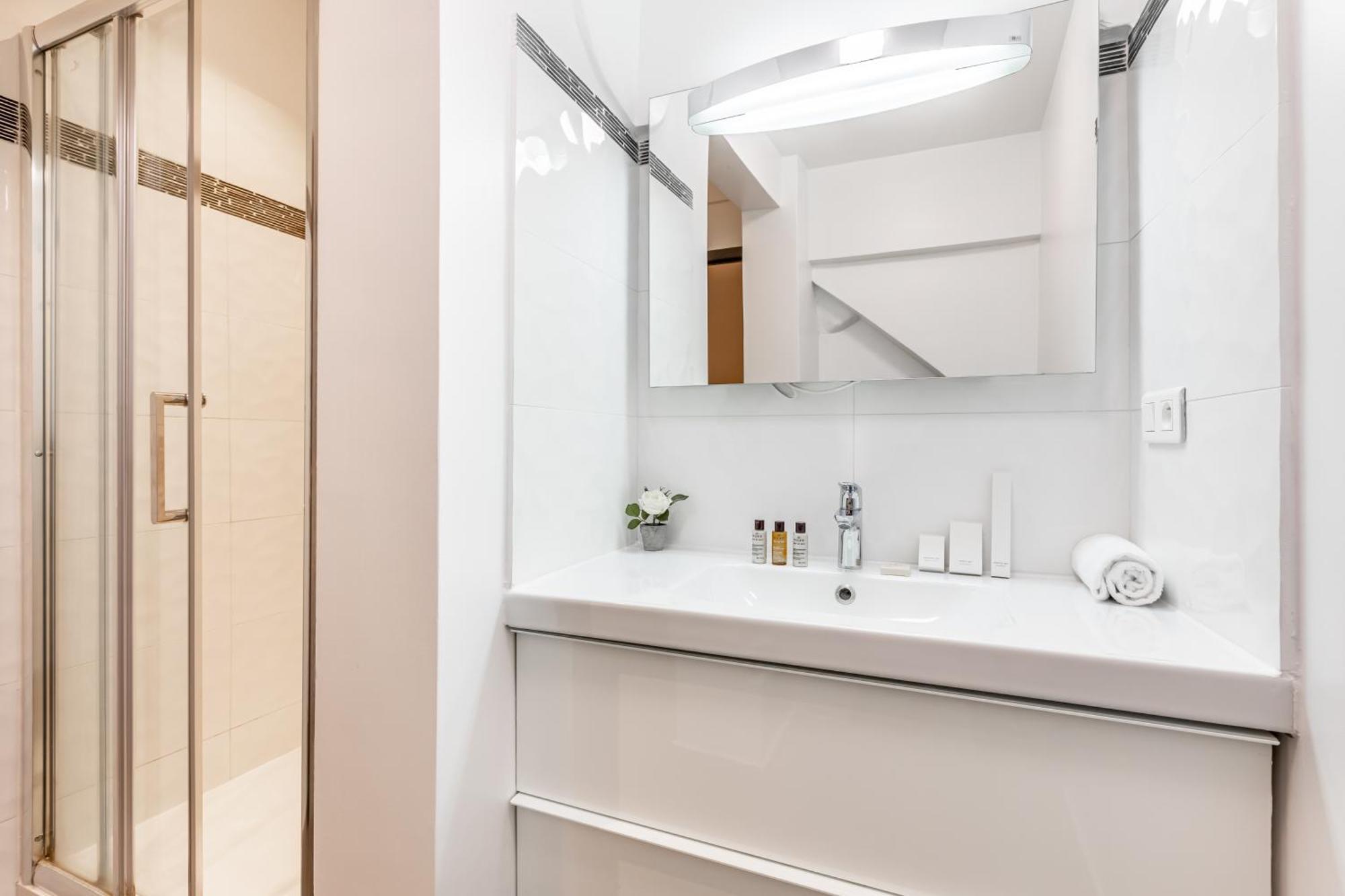 Ferienwohnung Sweett - Pavillon Opera Paris Zimmer foto